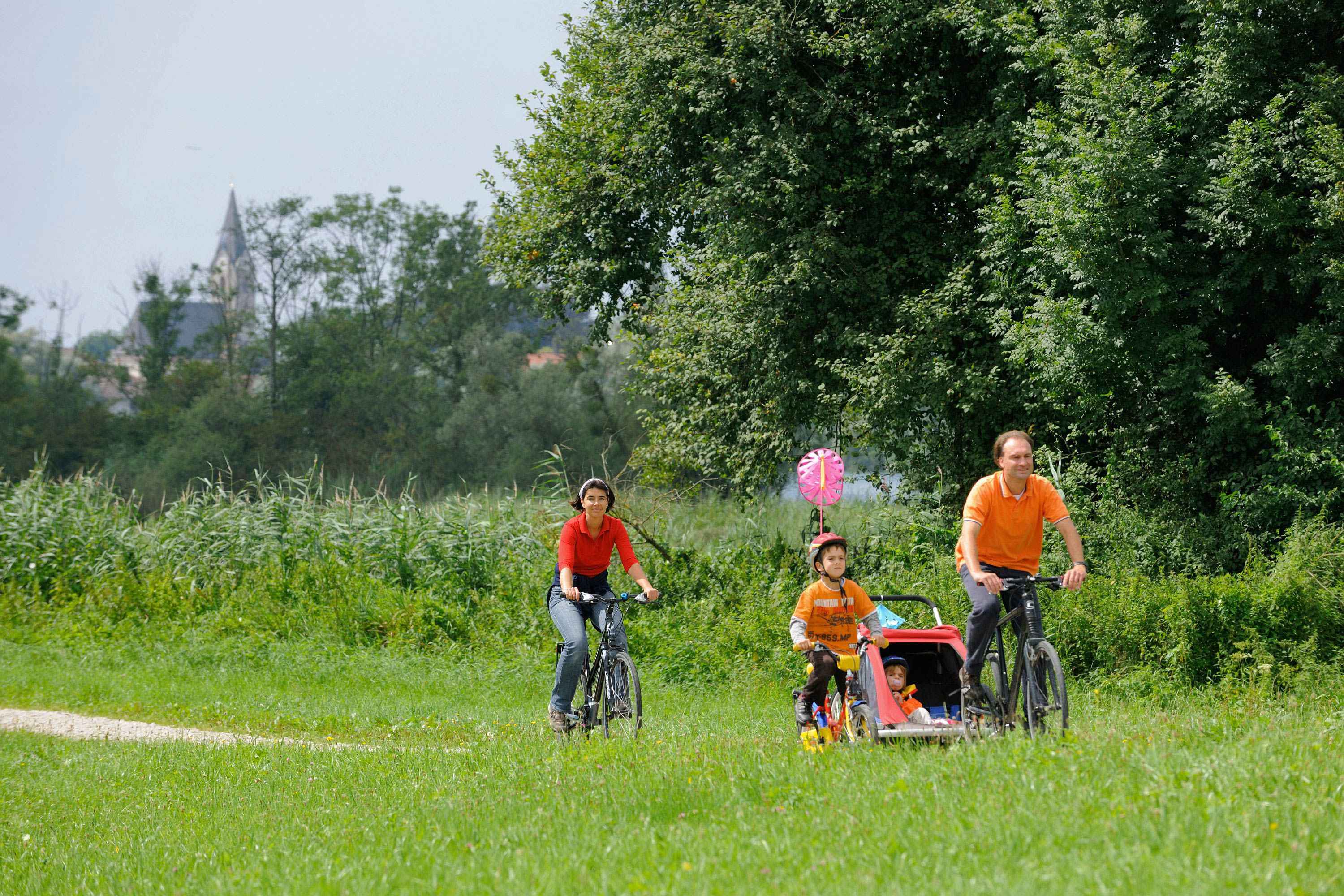 Radfahren mit der Familie im Chiemgau